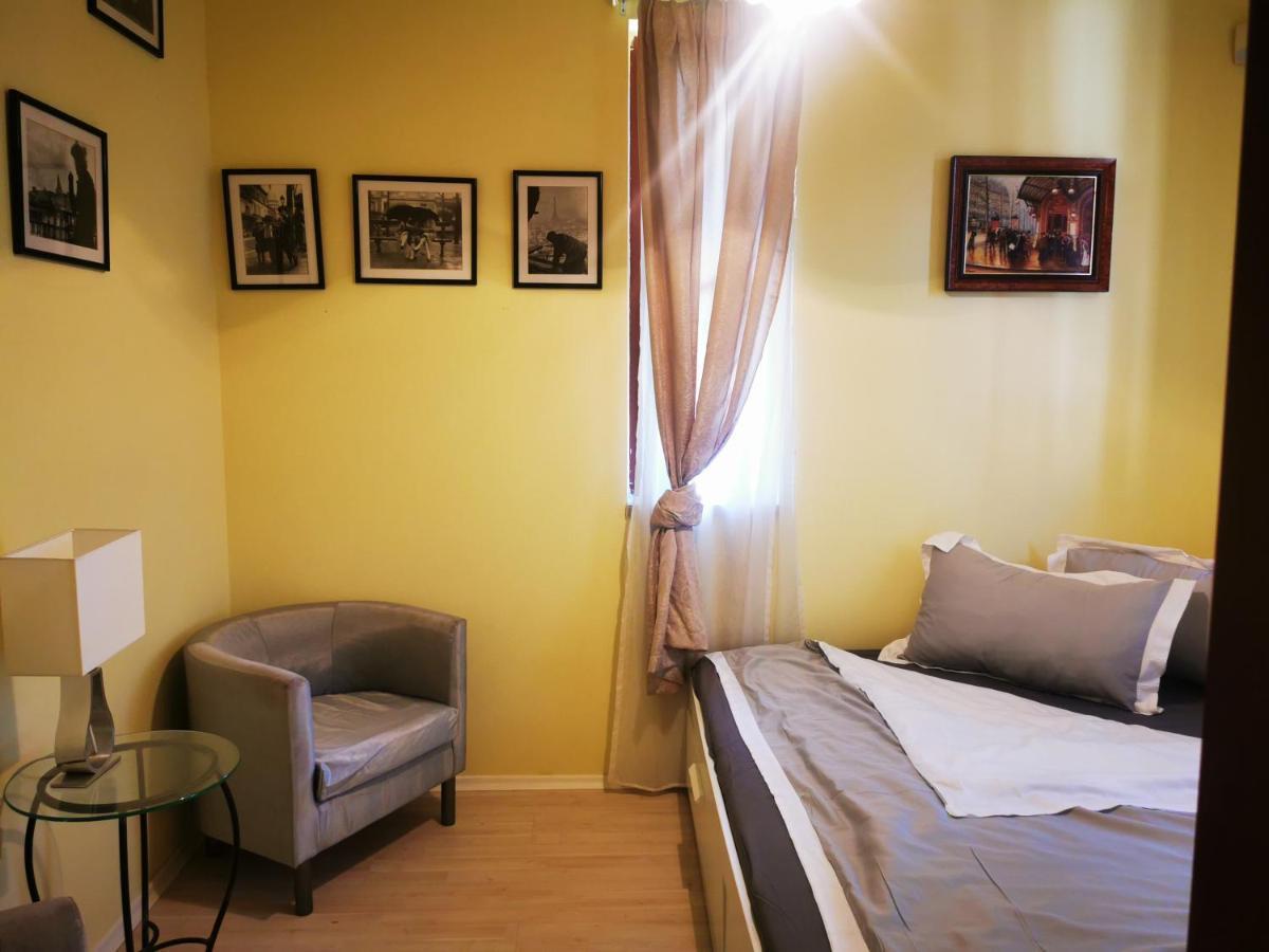דירות Mogyoród Luxury Basement In The Surrounding Of Budapest מראה חיצוני תמונה