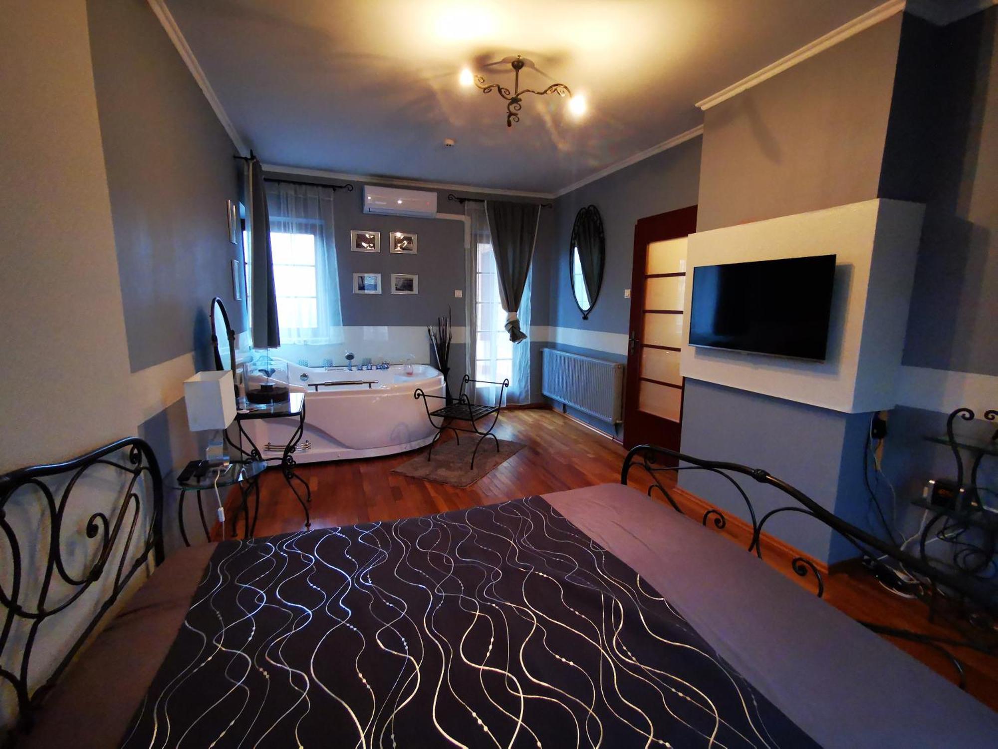 דירות Mogyoród Luxury Basement In The Surrounding Of Budapest מראה חיצוני תמונה