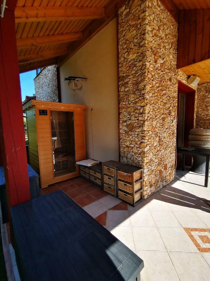 דירות Mogyoród Luxury Basement In The Surrounding Of Budapest מראה חיצוני תמונה